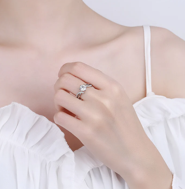 Lavana - Diamond Ring